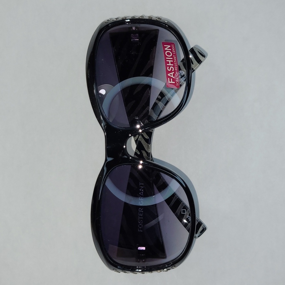 NWOT Foster Grant Black and Animal Print Sunglasses with Crystal Accents
